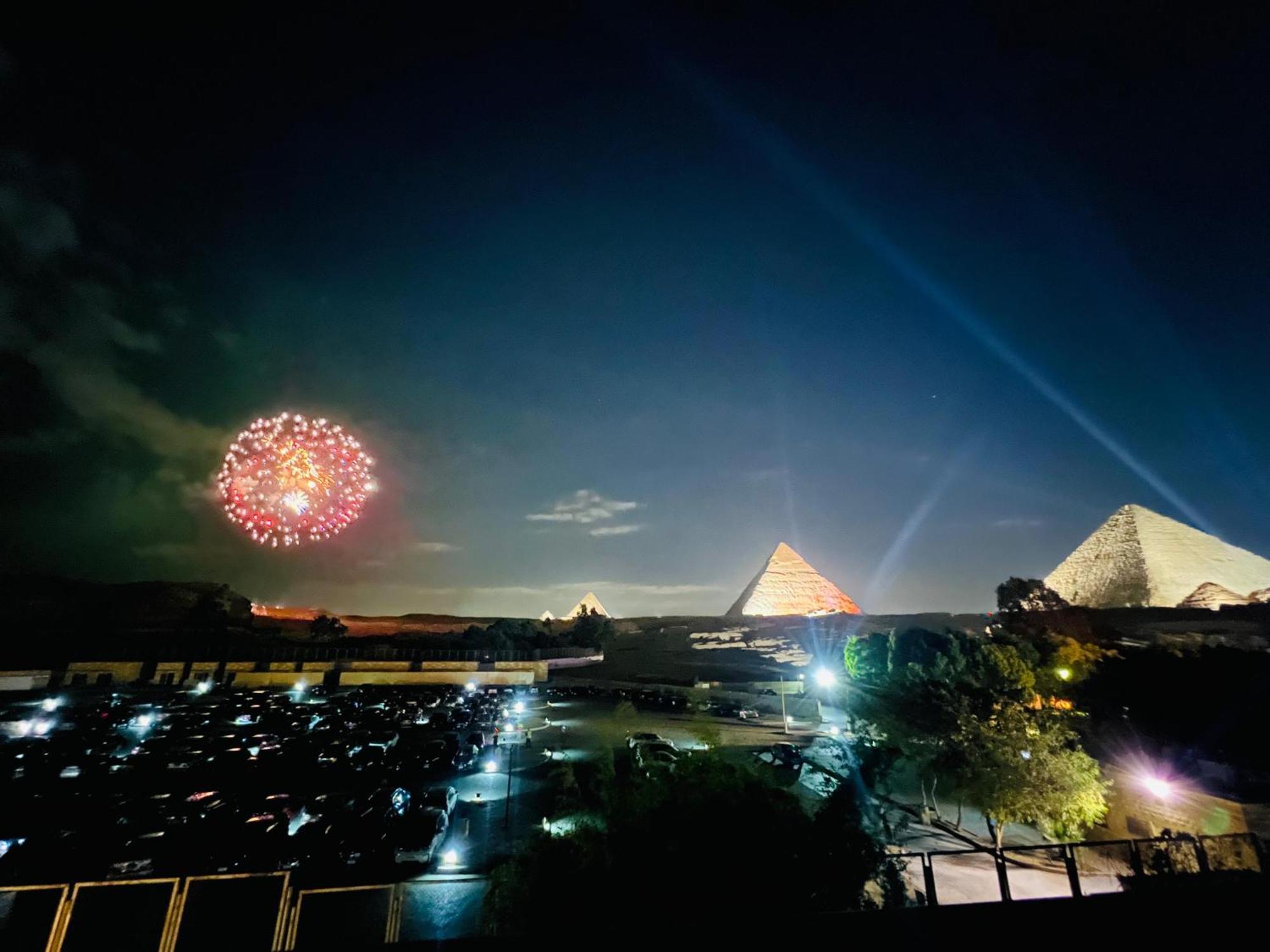Great Scarab Pyramids View Hotel Kafrat al Jabal Exterior photo